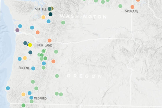 A map of the Pacific Northwest shows various sites of assisted migration trials.
